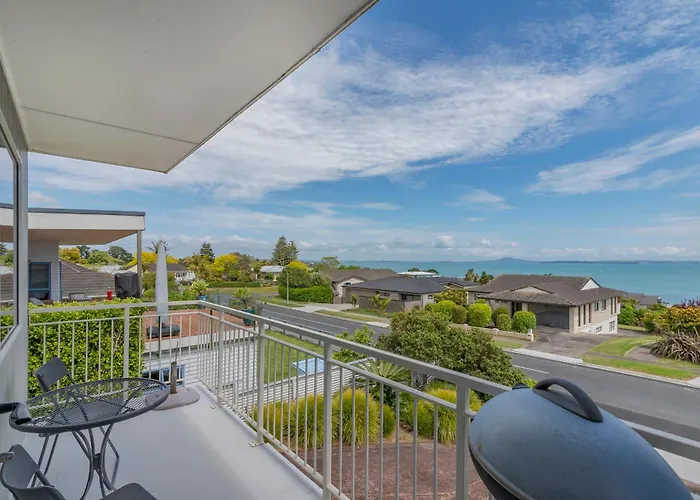 Harbour View - Maraetai Holiday Home