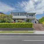 Harbour View - Maraetai Holiday Home