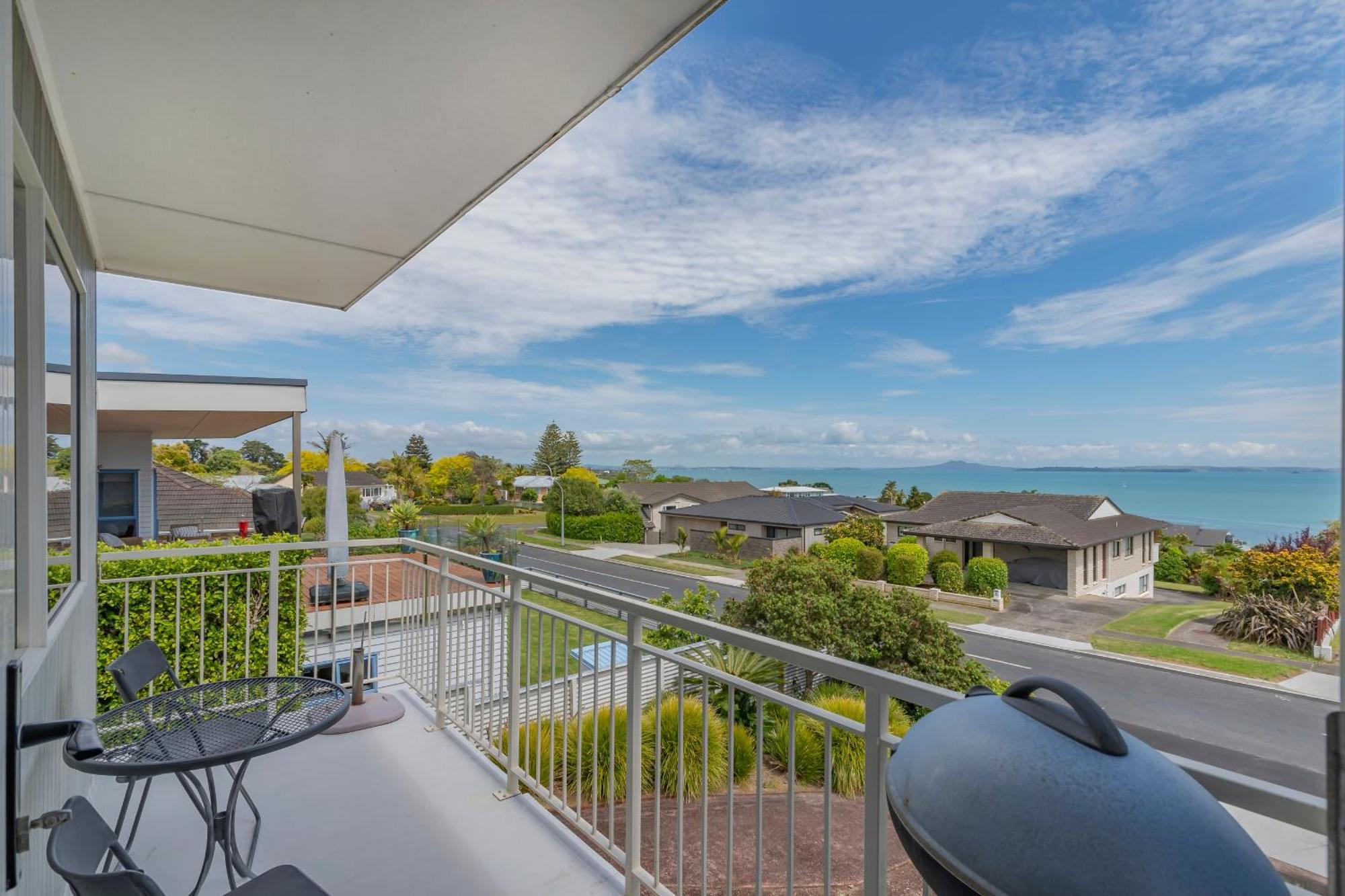 Holiday home Harbour View - Maraetai Auckland